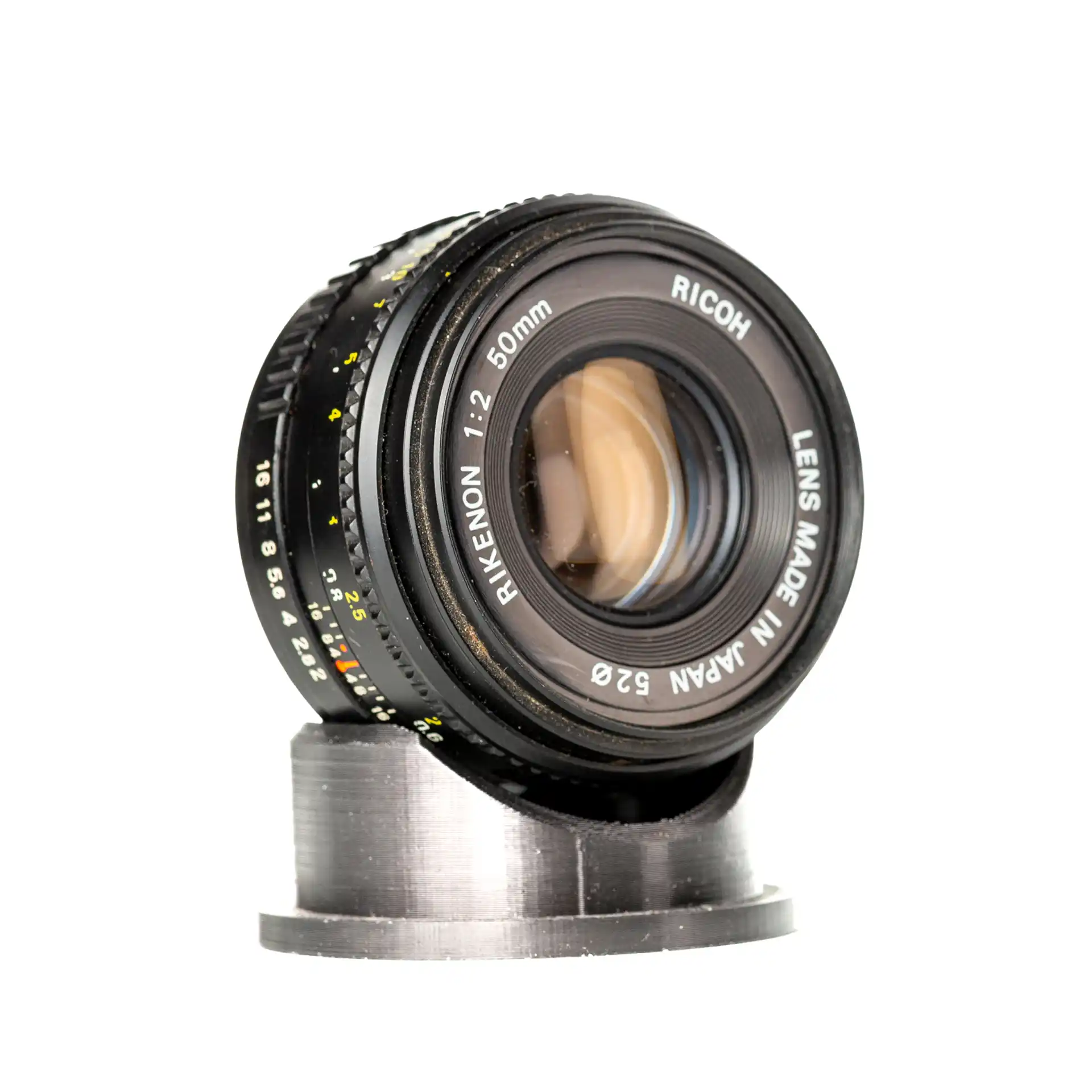 Ricoh Rikenon 50mm F2